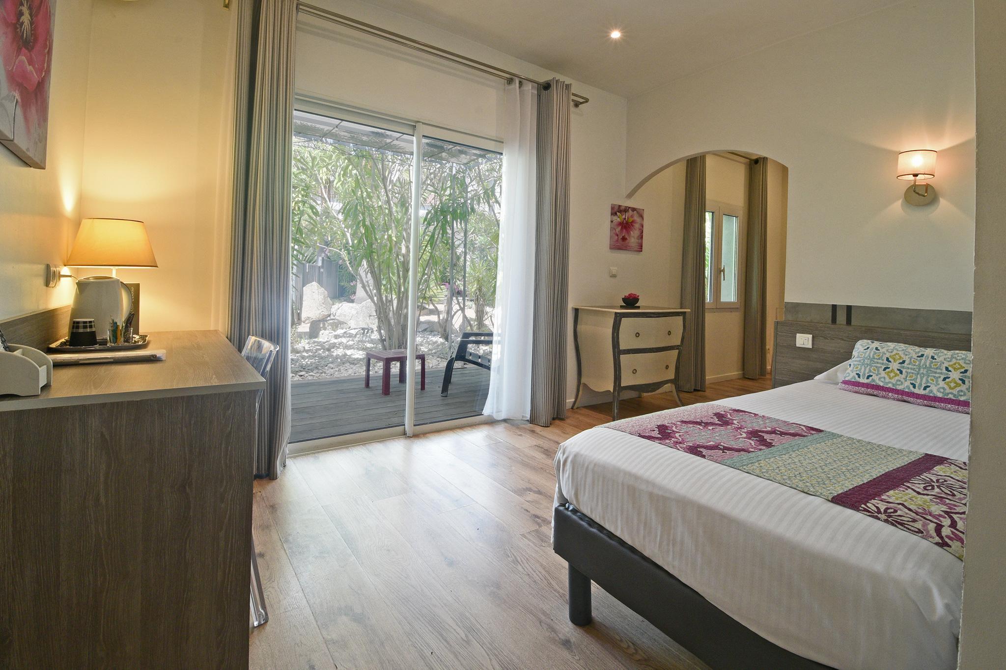 Hotel Golfe & Porto-vecchio 3*